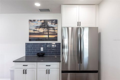Villa ou maison à louer à Sarasota, Floride: 1 chambre, 68.28 m2 № 2125774 - photo 9