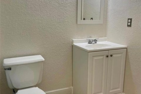 Condominio en alquiler en Orlando, Florida, 2 dormitorios, 94.2 m2 № 2109592 - foto 10