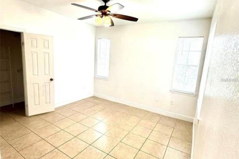 Condominio en alquiler en Orlando, Florida, 2 dormitorios, 94.2 m2 № 2109592 - foto 7