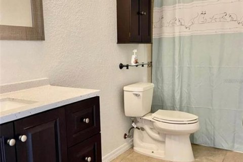 Condominio en alquiler en Orlando, Florida, 2 dormitorios, 94.2 m2 № 2109592 - foto 8