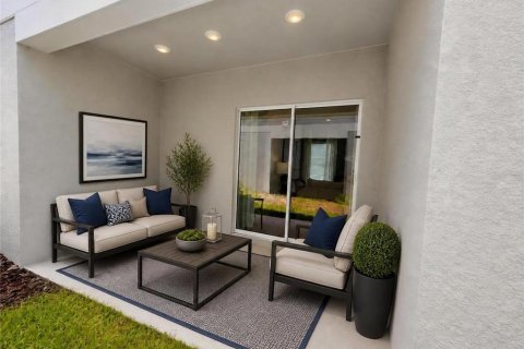 House in Orlando, Florida 3 bedrooms, 208.47 sq.m. № 2133518 - photo 3