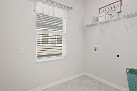 House in Orlando, Florida 3 bedrooms, 208.47 sq.m. № 2133518 - photo 20