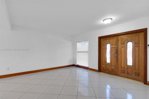 Купить виллу или дом в Майами, Флорида 3 спальни, 216.09м2, № 1997110 - фото 8