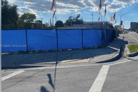 Купить коммерческую недвижимость в Майами, Флорида № 2060497 - фото 3