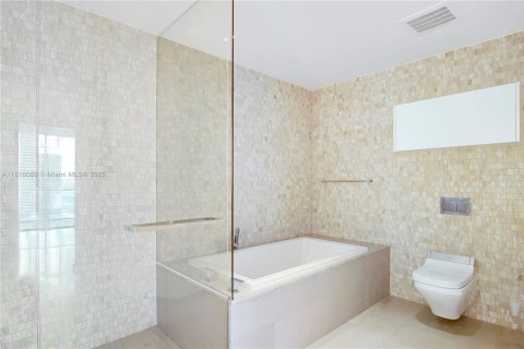 Condominio en venta en Miami, Florida, 2 dormitorios, 111.67 m2 № 1962450 - foto 27