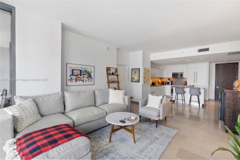 Condominio en venta en Miami, Florida, 2 dormitorios, 111.67 m2 № 1962450 - foto 12