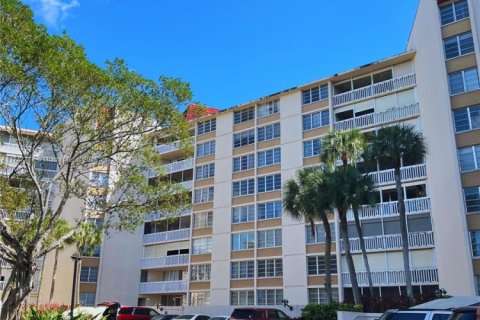 Condominio en venta en Lauderhill, Florida, 2 dormitorios, 103.12 m2 № 1729501 - foto 28