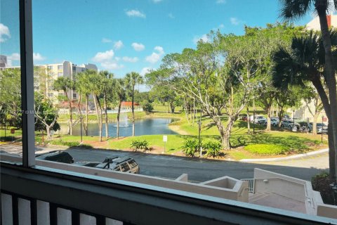 Condominio en venta en Lauderhill, Florida, 2 dormitorios, 103.12 m2 № 1729501 - foto 7