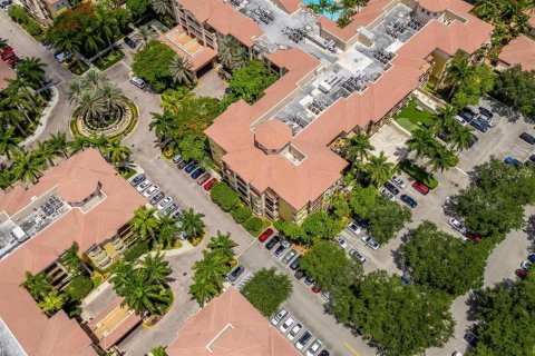 Condo in Weston, Florida, 1 bedroom № 2253383 - photo 8