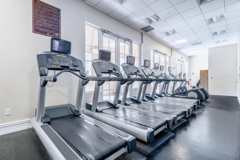 Condo in Weston, Florida, 1 bedroom № 2253383 - photo 16