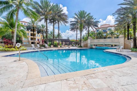 Condo in Weston, Florida, 1 bedroom № 2253383 - photo 13