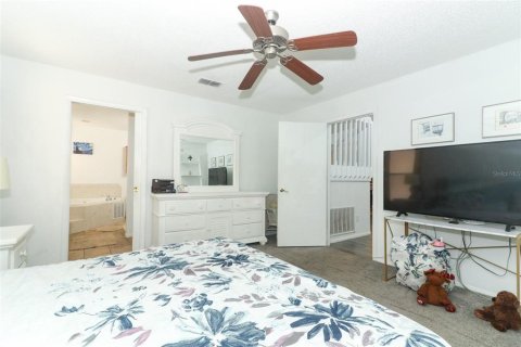 House in Altamonte Springs, Florida 4 bedrooms, 177.63 sq.m. № 1533172 - photo 19