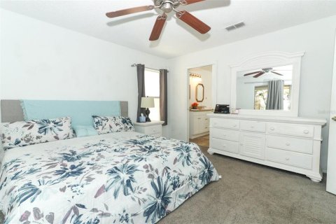 House in Altamonte Springs, Florida 4 bedrooms, 177.63 sq.m. № 1533172 - photo 18