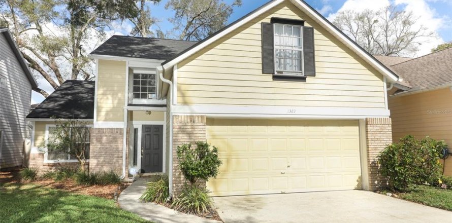 House in Altamonte Springs, Florida 4 bedrooms, 177.63 sq.m. № 1533172