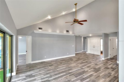 Condominio en venta en Mulberry, Florida, 3 dormitorios, 168.99 m2 № 1907006 - foto 8