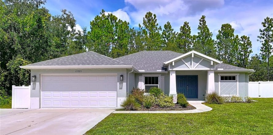Casa en Brooksville, Florida 3 dormitorios, 171.87 m2 № 1914346