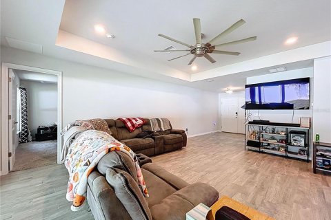 Casa en venta en Brooksville, Florida, 3 dormitorios, 171.87 m2 № 1914346 - foto 5