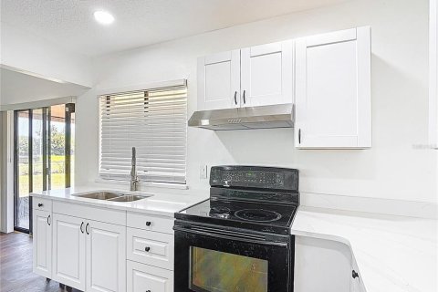 House in Kissimmee, Florida 3 bedrooms, 113.15 sq.m. № 1662281 - photo 16