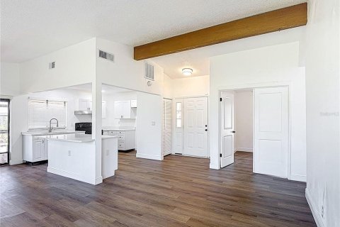 House in Kissimmee, Florida 3 bedrooms, 113.15 sq.m. № 1662281 - photo 8