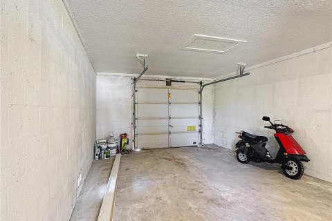 House in Kissimmee, Florida 3 bedrooms, 113.15 sq.m. № 1662281 - photo 30