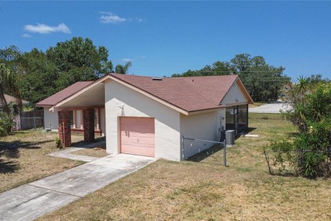 House in Kissimmee, Florida 3 bedrooms, 113.15 sq.m. № 1662281 - photo 4