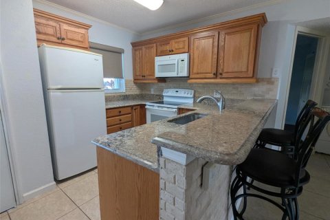Condo in Punta Gorda, Florida, 2 bedrooms  № 1716453 - photo 5