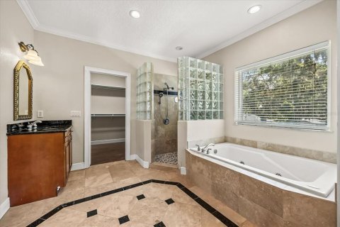 Villa ou maison à vendre à Apopka, Floride: 5 chambres, 477.15 m2 № 1910854 - photo 17