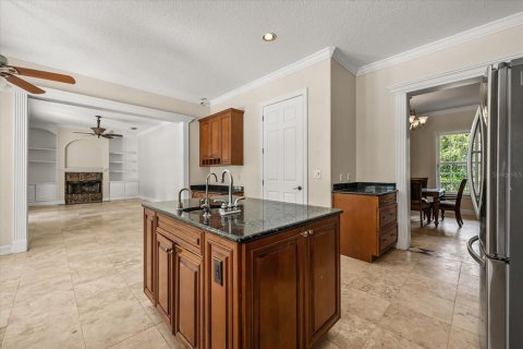 Villa ou maison à vendre à Apopka, Floride: 5 chambres, 477.15 m2 № 1910854 - photo 10