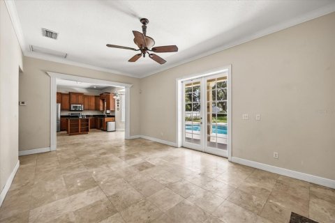Villa ou maison à vendre à Apopka, Floride: 5 chambres, 477.15 m2 № 1910854 - photo 7