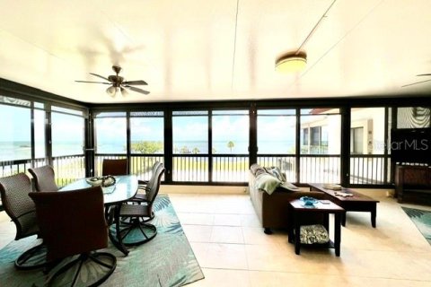 Copropriété à vendre à Punta Gorda, Floride: 3 chambres, 192.21 m2 № 2215007 - photo 9