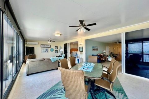 Copropriété à vendre à Punta Gorda, Floride: 3 chambres, 192.21 m2 № 2215007 - photo 11