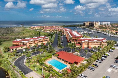 Copropriété à vendre à Punta Gorda, Floride: 3 chambres, 192.21 m2 № 2215007 - photo 2