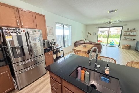 Villa ou maison à vendre à Homestead, Floride: 4 chambres, 194.17 m2 № 2060997 - photo 25