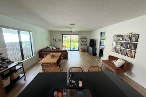 Villa ou maison à vendre à Homestead, Floride: 4 chambres, 194.17 m2 № 2060997 - photo 29