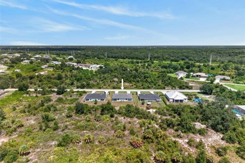 Immobilier commercial à vendre à Punta Gorda, Floride: 4 chambres, 194.72 m2 № 2355823 - photo 28