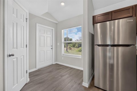 Immobilier commercial à vendre à Punta Gorda, Floride: 4 chambres, 194.72 m2 № 2355823 - photo 14