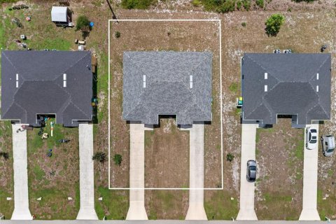 Immobilier commercial à vendre à Punta Gorda, Floride: 4 chambres, 194.72 m2 № 2355823 - photo 29