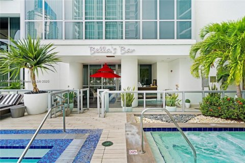 Copropriété à vendre à Miami, Floride: 2 chambres, 195.65 m2 № 1887715 - photo 29
