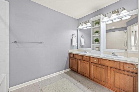 Townhouse in Riverview, Florida 3 bedrooms, 152.73 sq.m. № 2258501 - photo 27