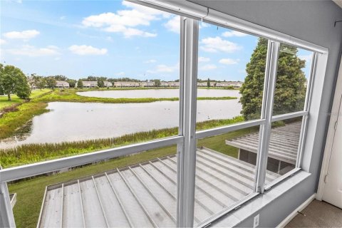 Townhouse in Riverview, Florida 3 bedrooms, 152.73 sq.m. № 2258501 - photo 23
