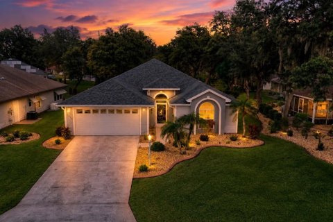 Casa en Avon Park, Florida 3 dormitorios, 163.04 m2 № 2345013