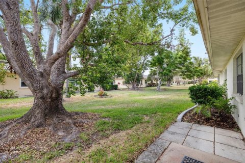 Condominio en venta en Sun City Center, Florida, 2 dormitorios, 152.55 m2 № 1678243 - foto 28