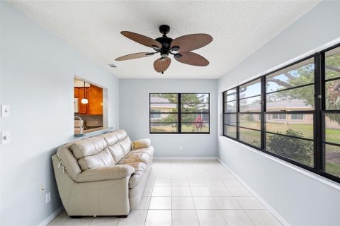 Condominio en venta en Sun City Center, Florida, 2 dormitorios, 152.55 m2 № 1678243 - foto 19