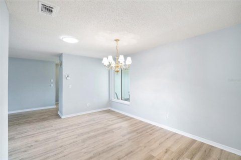 Condominio en venta en Sun City Center, Florida, 2 dormitorios, 152.55 m2 № 1678243 - foto 12