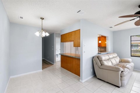 Condominio en venta en Sun City Center, Florida, 2 dormitorios, 152.55 m2 № 1678243 - foto 17