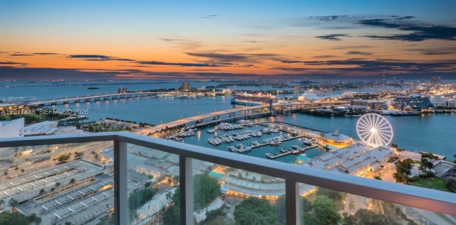 Condo in Miami, Florida, 2 bedrooms № 2185862