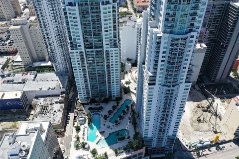 Condo in Miami, Florida, 2 bedrooms № 2185862 - photo 15