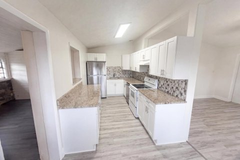 Casa en venta en Royal Palm Beach, Florida, 4 dormitorios, 127.46 m2 № 2245107 - foto 8