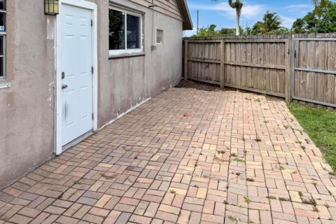Casa en venta en Royal Palm Beach, Florida, 4 dormitorios, 127.46 m2 № 2245107 - foto 25