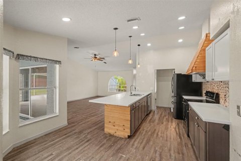 Casa en venta en Spring Hill, Florida, 3 dormitorios, 167.78 m2 № 2386356 - foto 13